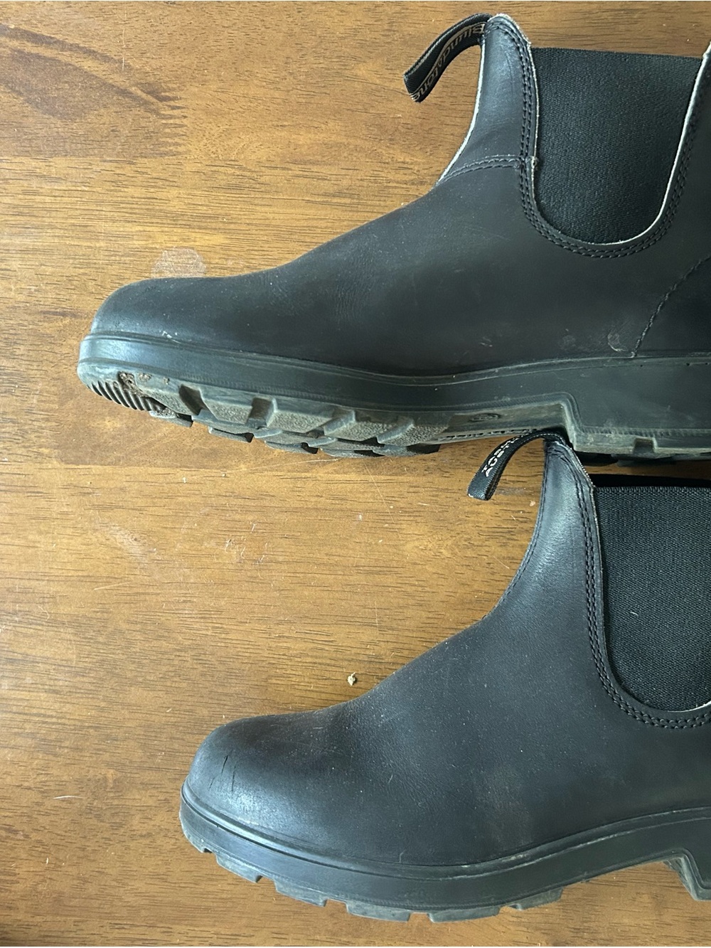 Blundstone Classic Black Chelsea Boots - Picture 2 of 5